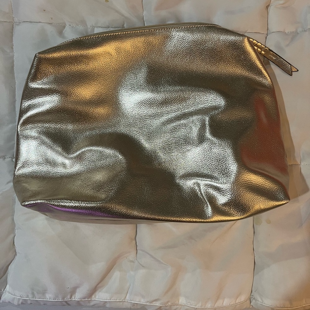 Chinese laundry large clutch purse